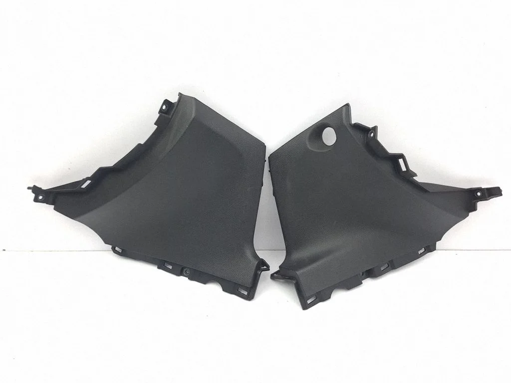 Centre console side trim front P01469043BL
