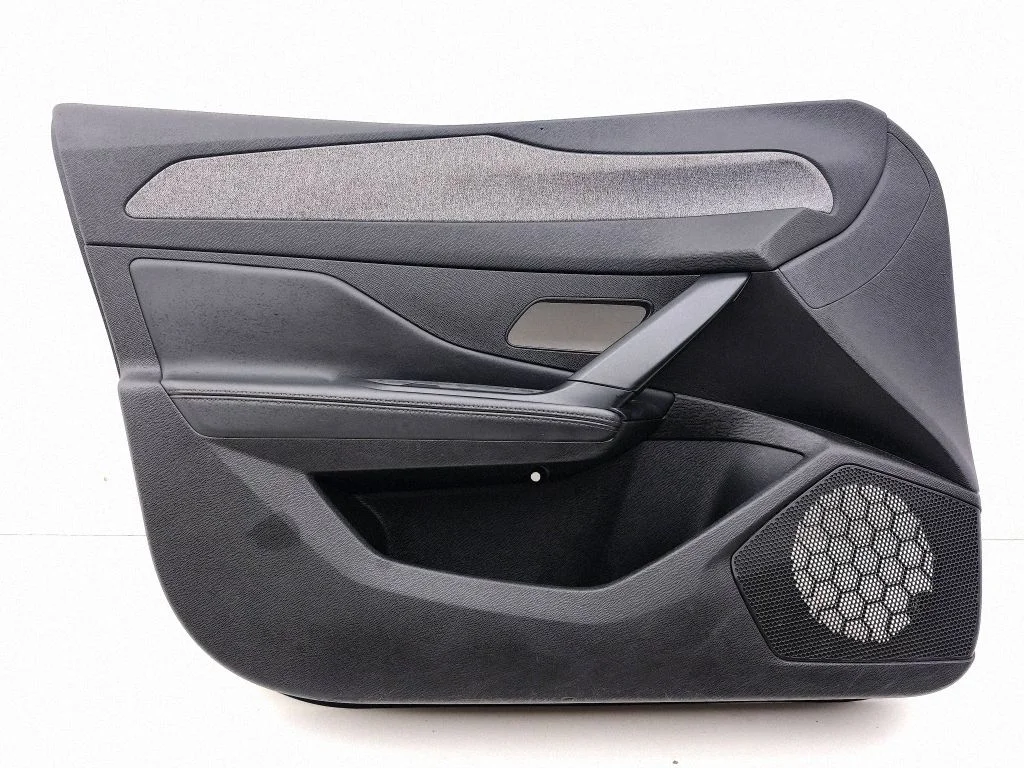 Front door card panel trim 98381592