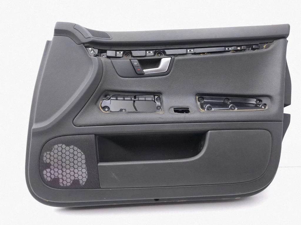 Front door card panel trim 8E2867106