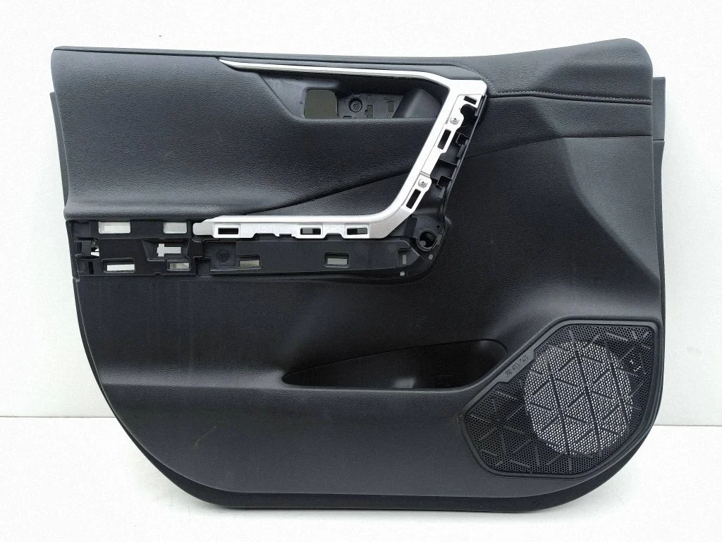 Front door card panel trim 67612X1B33