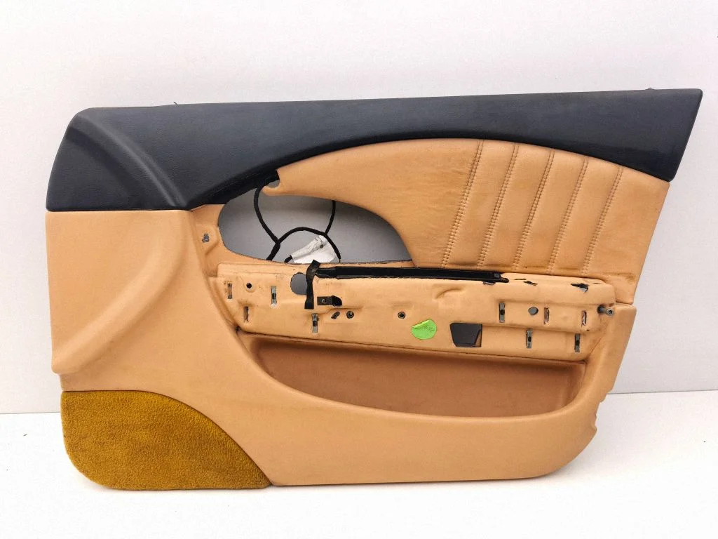 Front door card panel trim – right