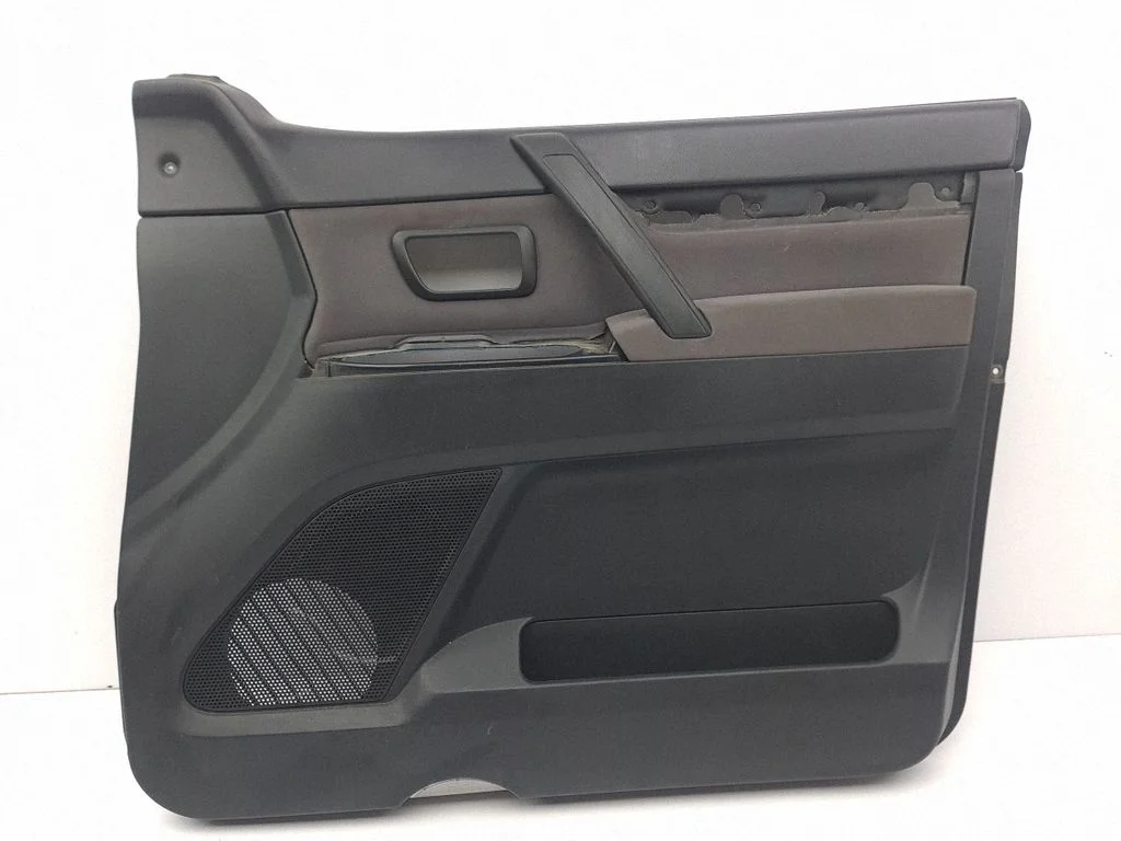 Front door card panel trim – right