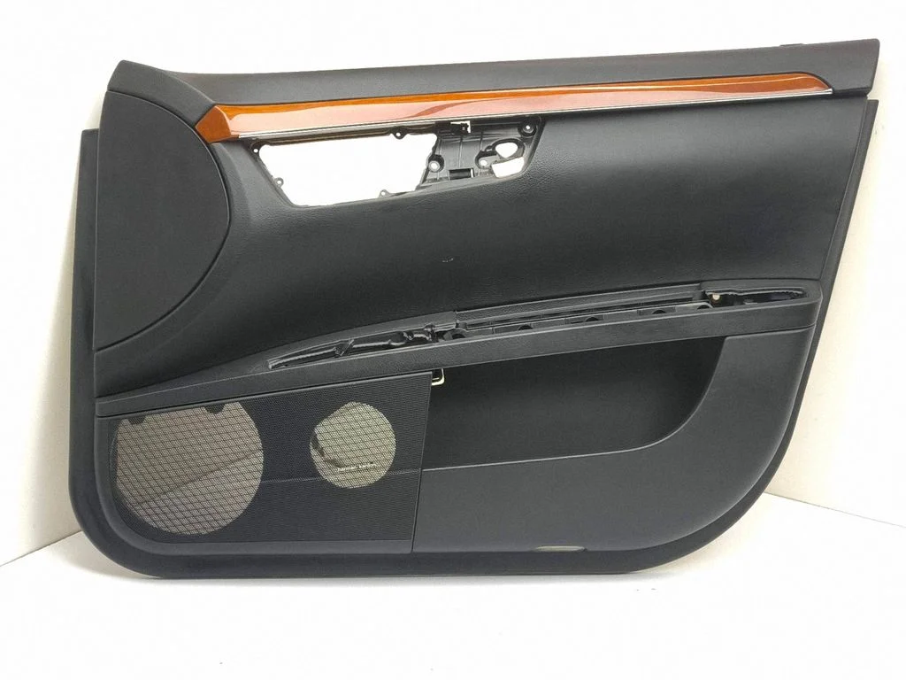 Front door card panel trim – right
