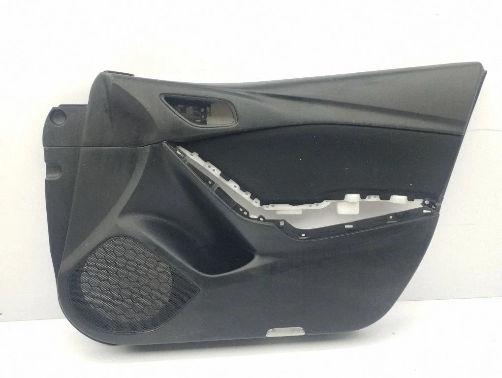 Front door card panel trim – right