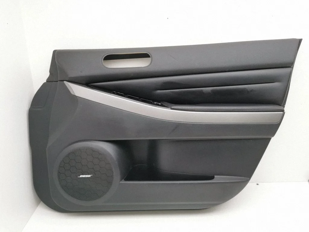 Front door card panel trim – right