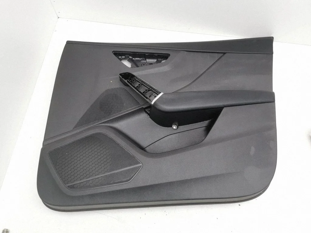 Front door card panel trim – right