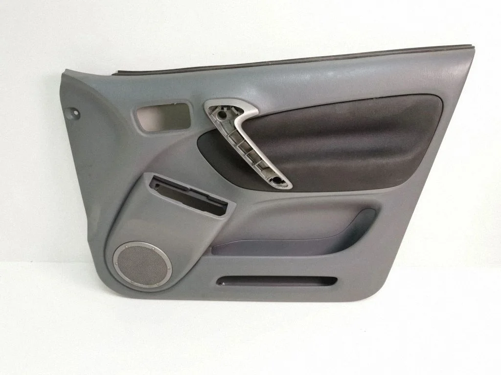 Front door card panel trim 67777X1B02