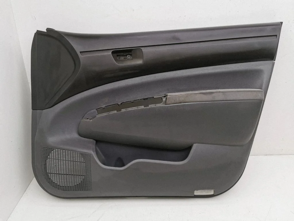 Eesmiste uste sisevooder – Toyota Prius (XW20) (2003-2009)