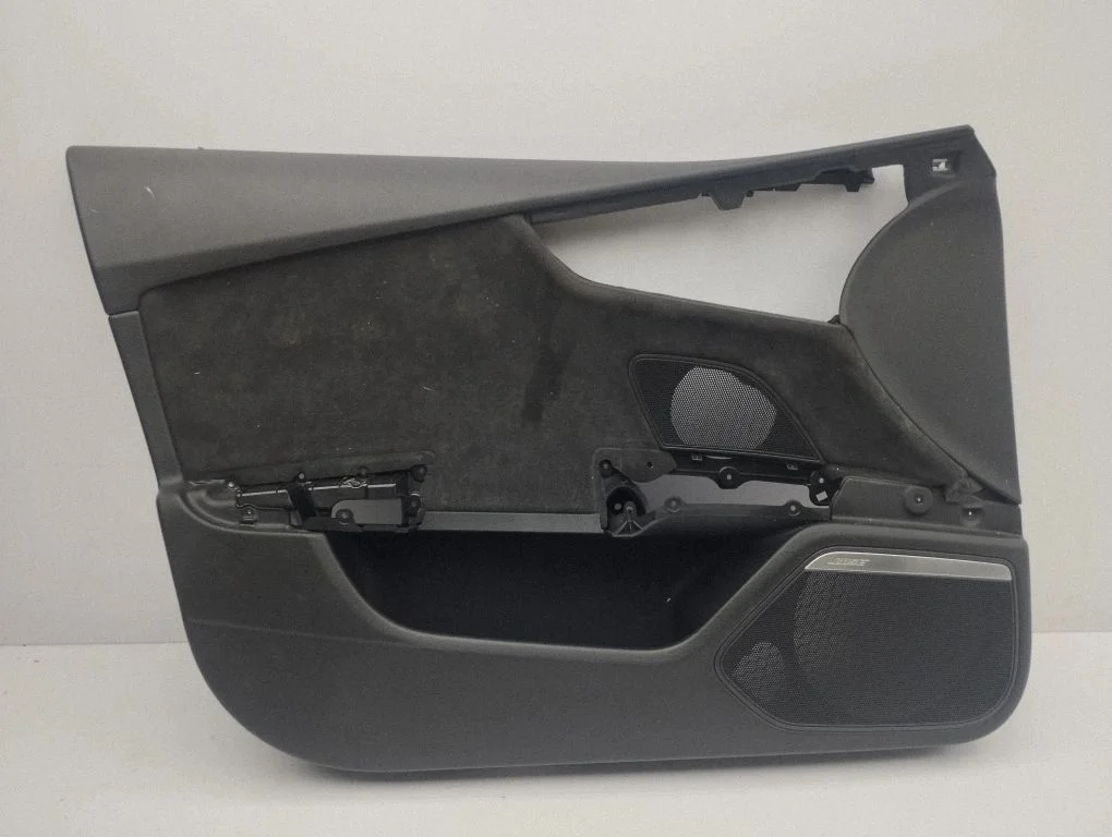 Front door card panel trim 4G8867105