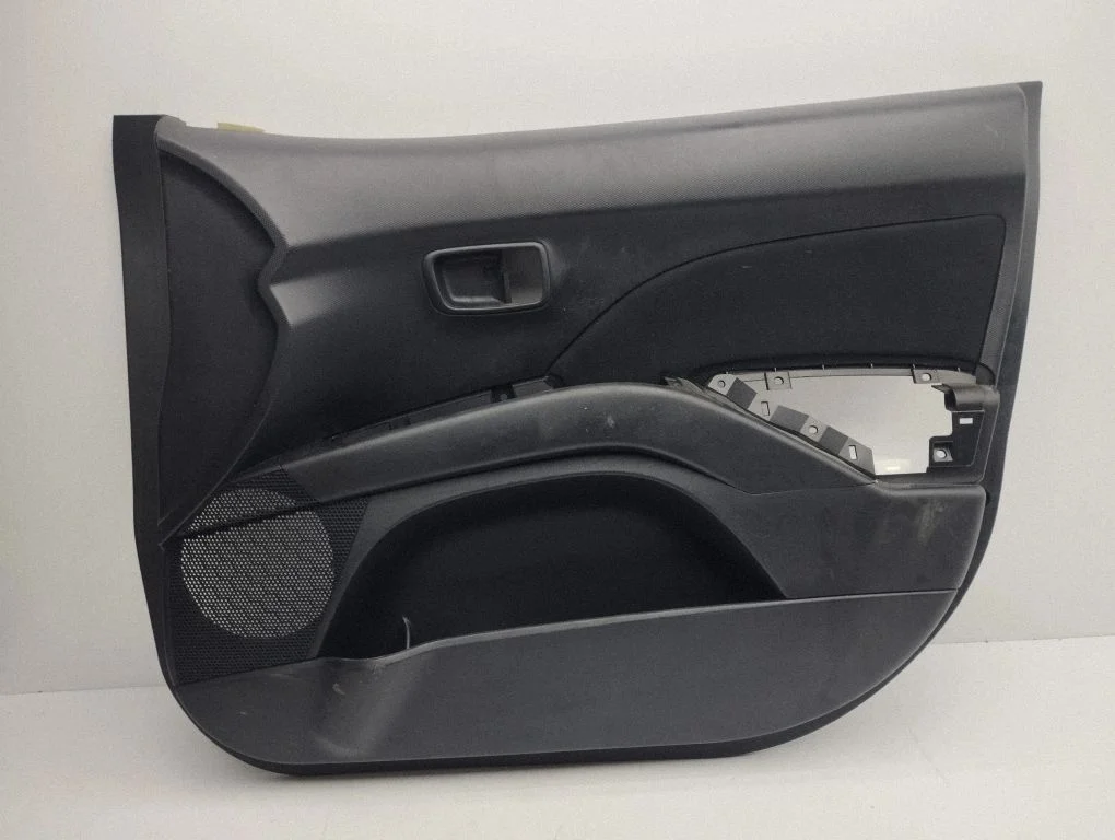 Front door card panel trim 7221A900XA