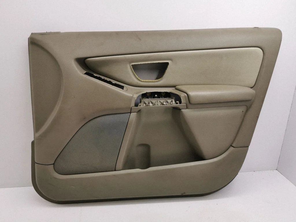 Front door card panel trim 39986086