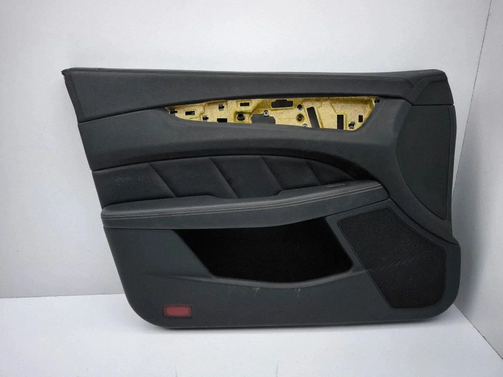 Front door card panel trim A2187205780