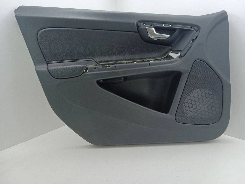 Front door card panel trim 8635849
