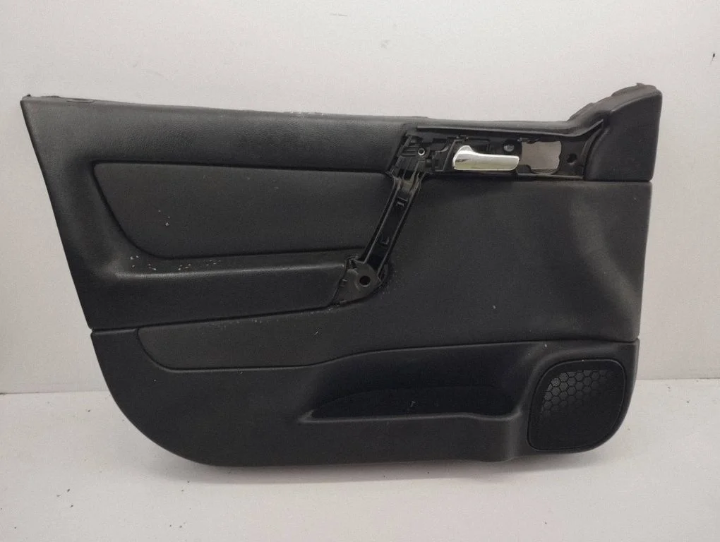 Front door card panel trim – Opel Astra G (1998-2009)