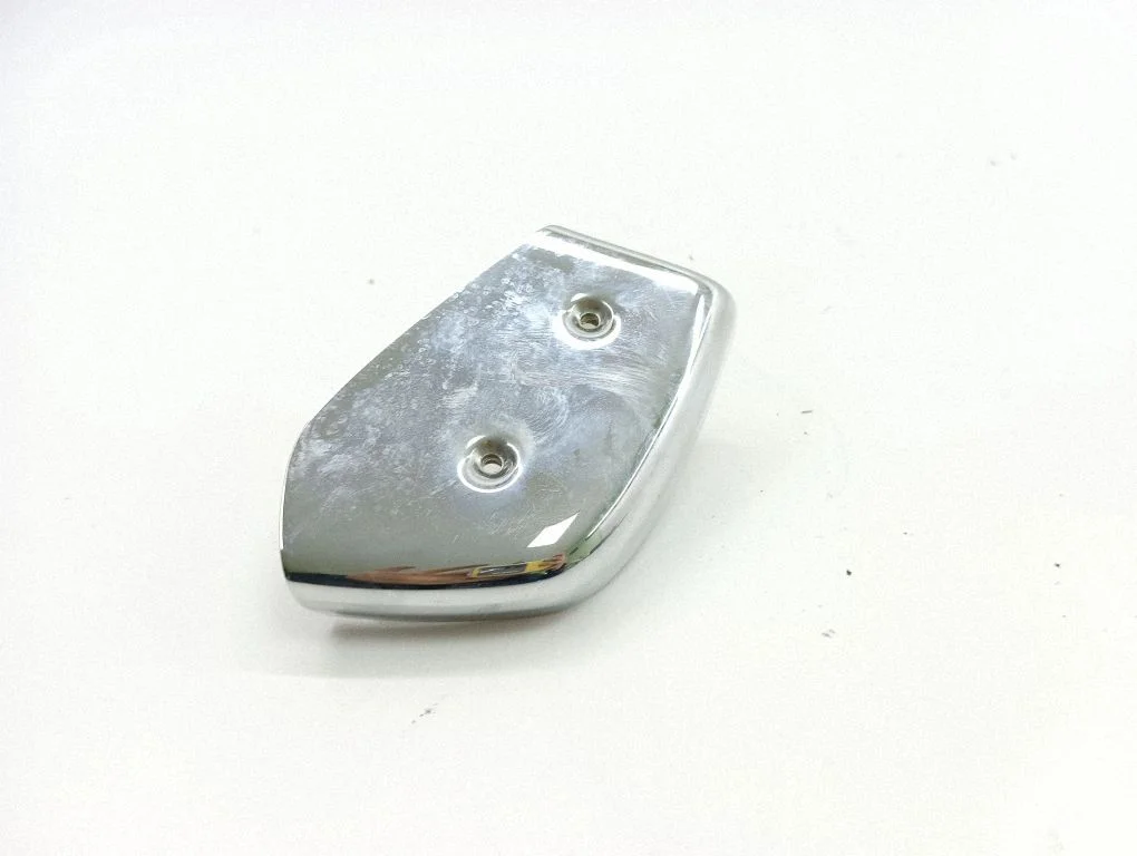 Other front door trim element – right
