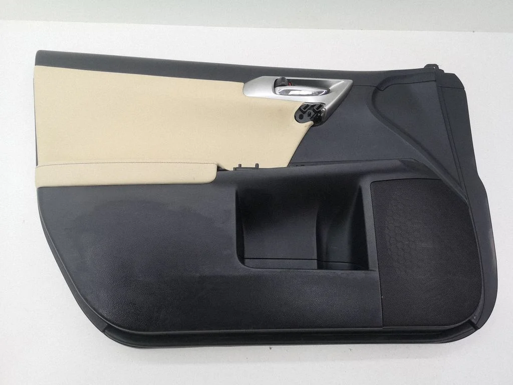 Front door card panel trim 67612X1B19