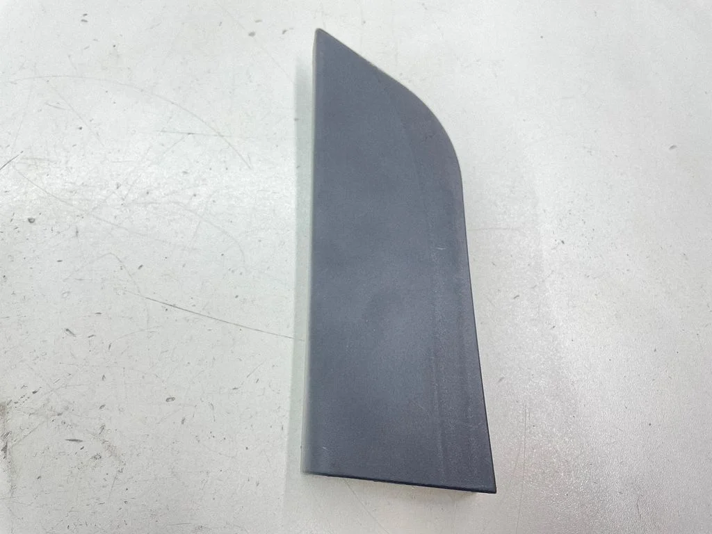 Other front door trim element – Chrysler Voyager (2008-2016)