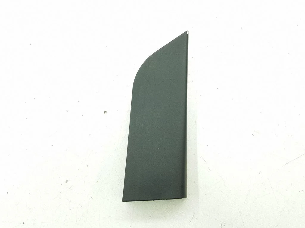 Other front door trim element – Chrysler Voyager (2008-2016)
