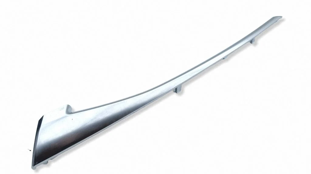 Front door trim bar 4K0867585