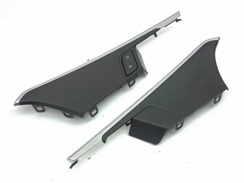 Front door trim bar 8W2959521B