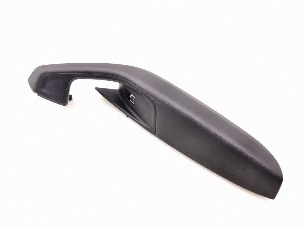 Front door interior handle trim 4G0867173