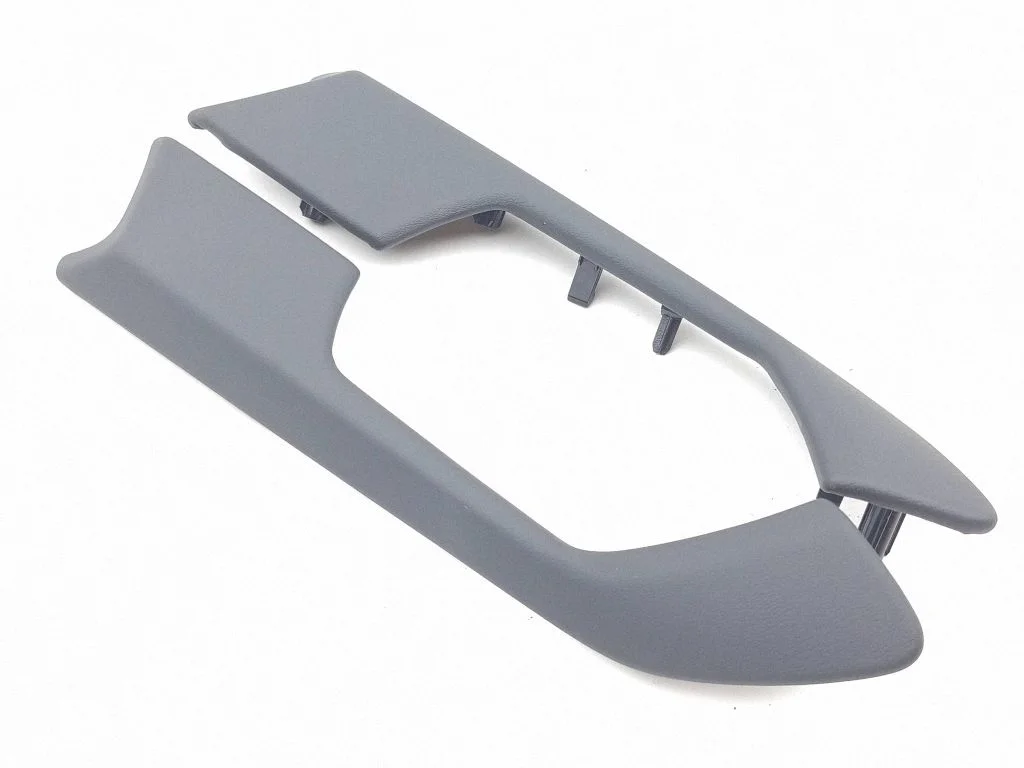 Front door interior handle trim – Audi A5 (2024-)