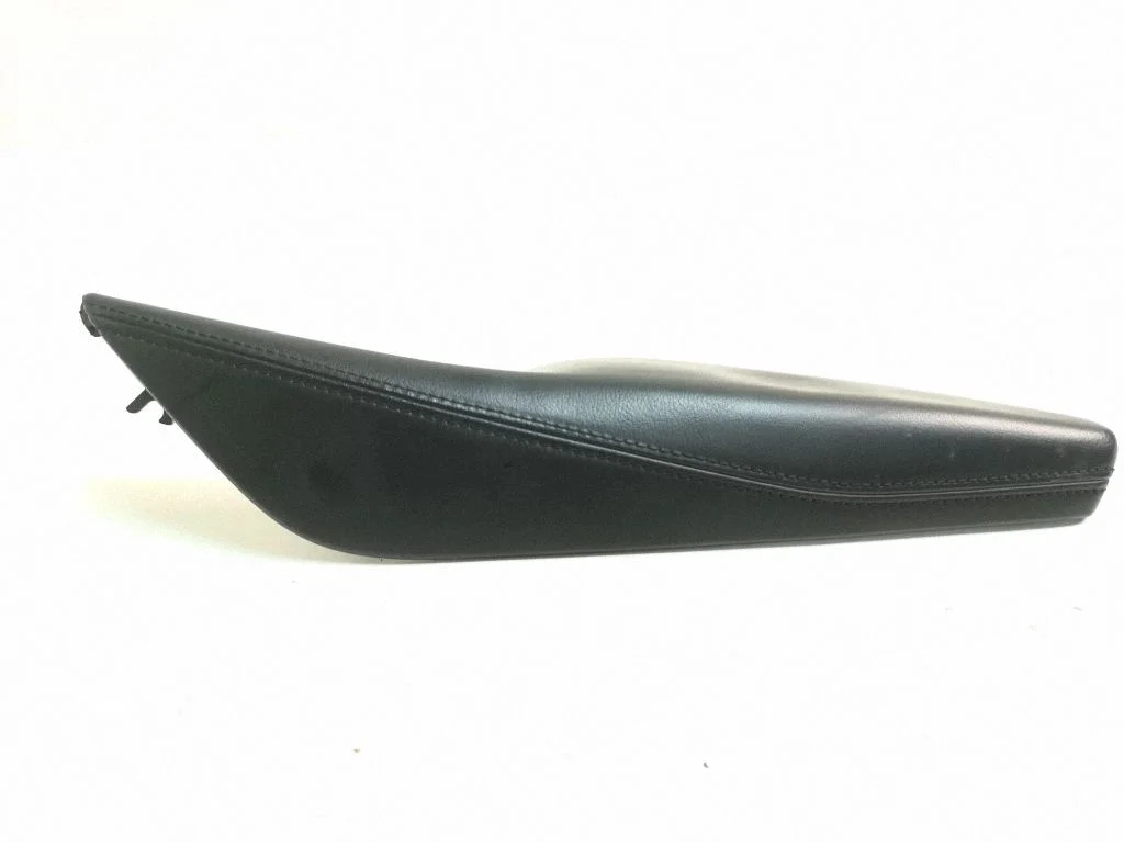 Front door interior handle trim GHP969371