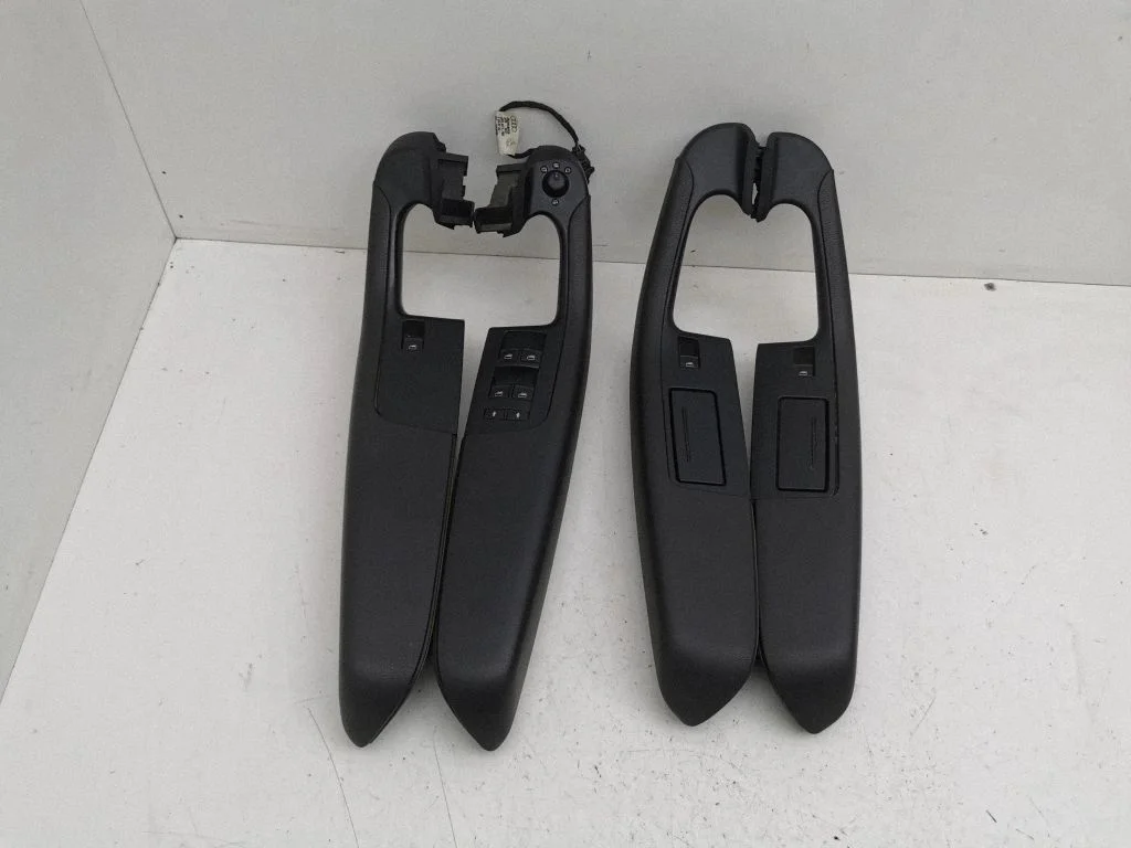 Front door interior handle trim – Audi A6 Allroad C6 (2006-2011)