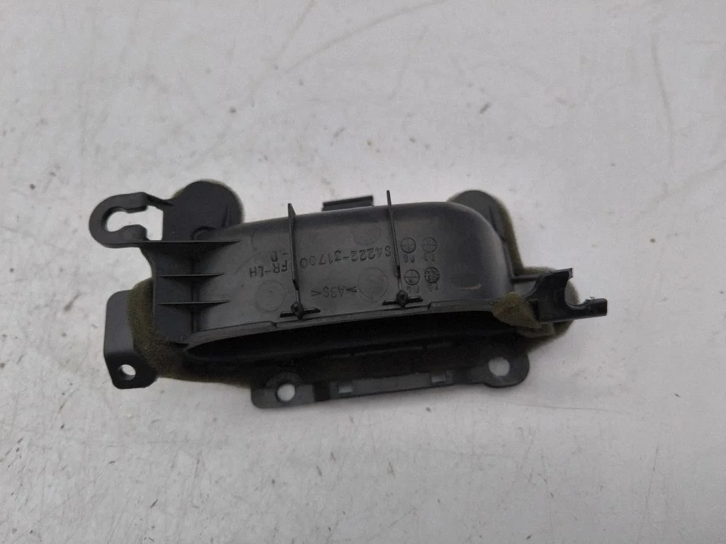 Front door interior handle trim S422231700