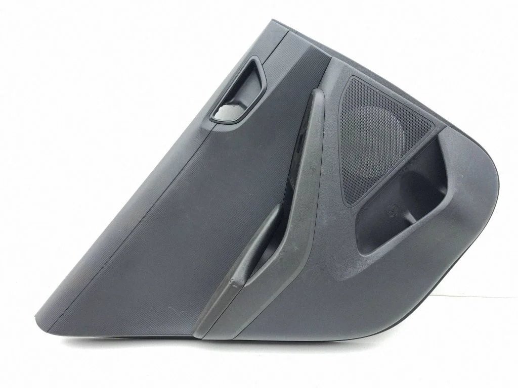 Rear door card panel trim 83330G2000
