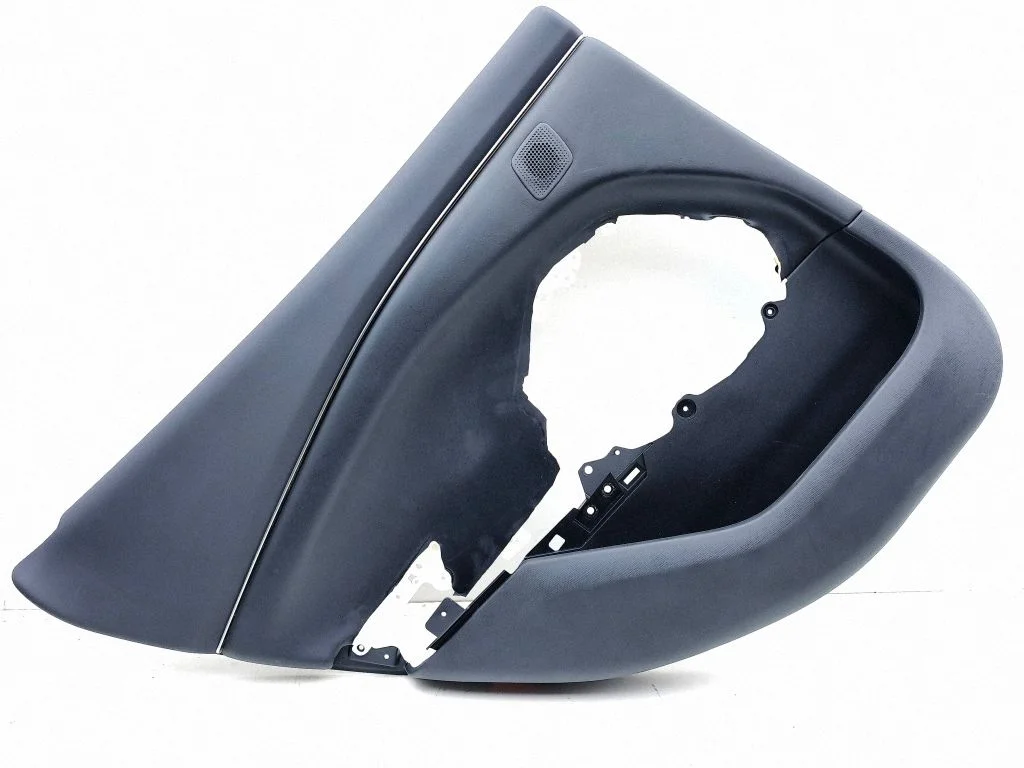 Rear door card panel trim 156195332