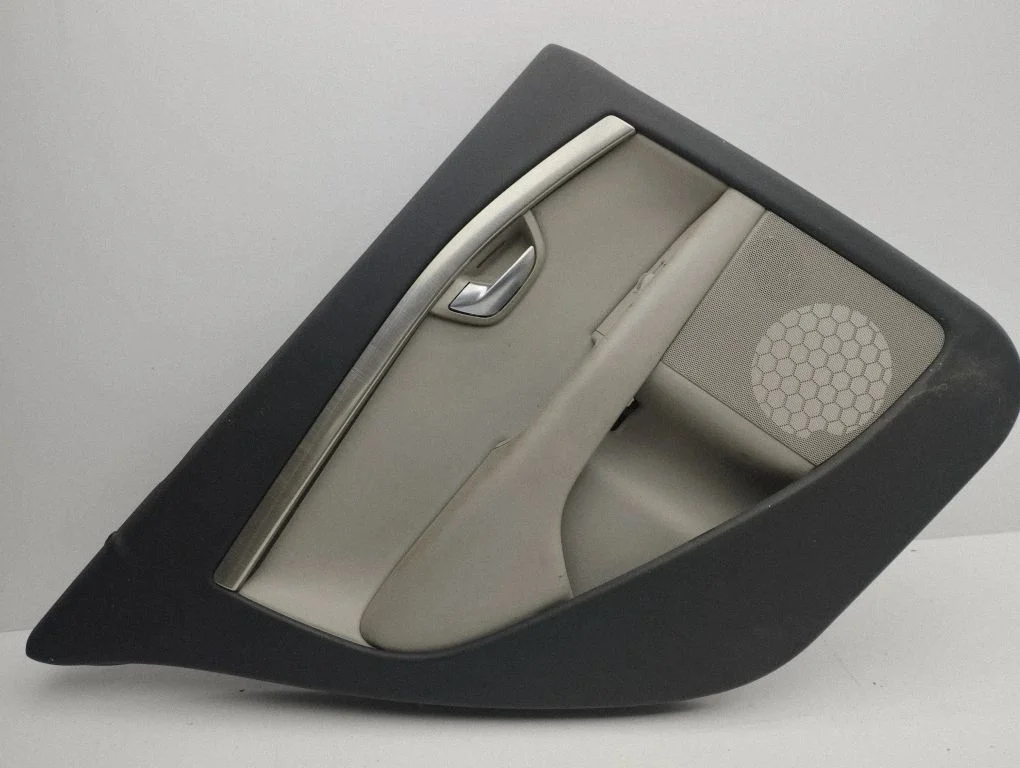 Rear door card panel trim 39855778
