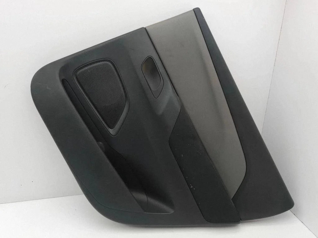 Rear door card panel trim – right