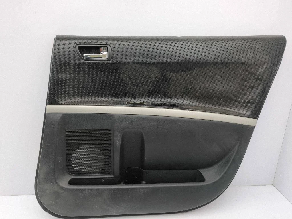 Rear door card panel trim – right