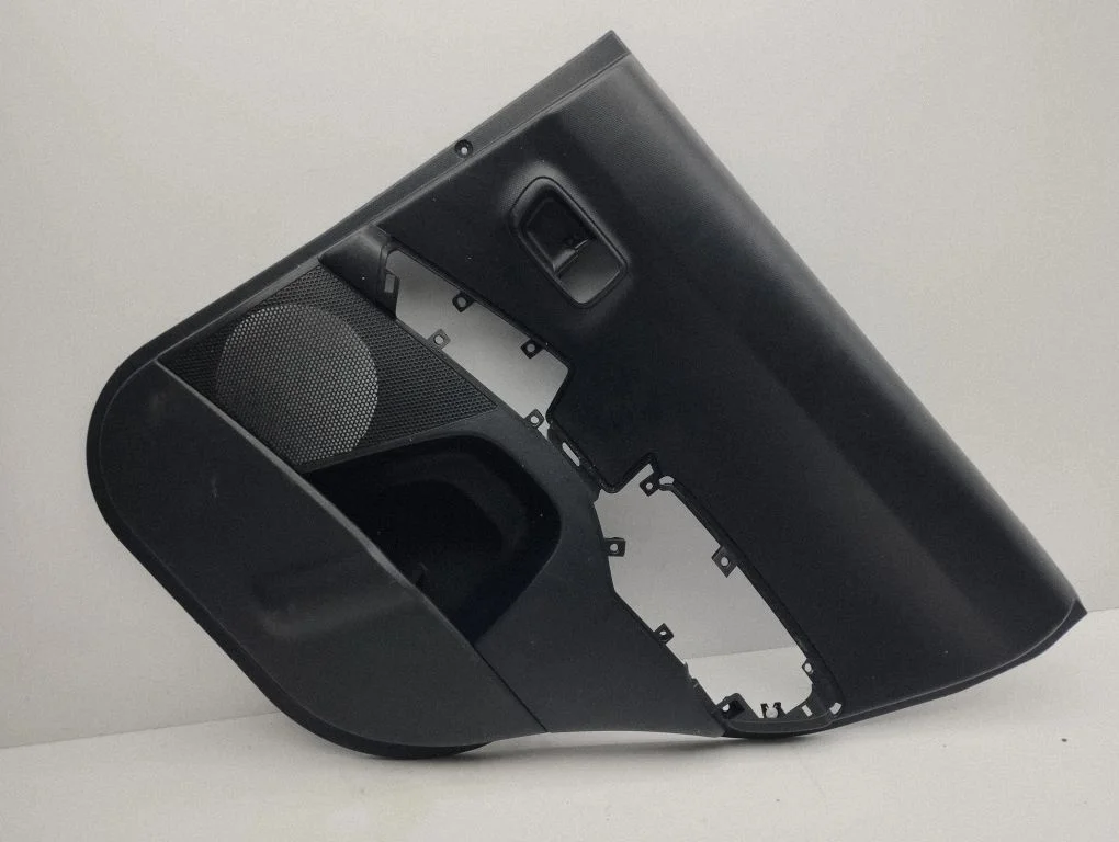 Rear door card panel trim 7222A350XC