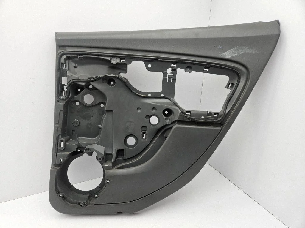 Rear door card panel trim 5P0867212