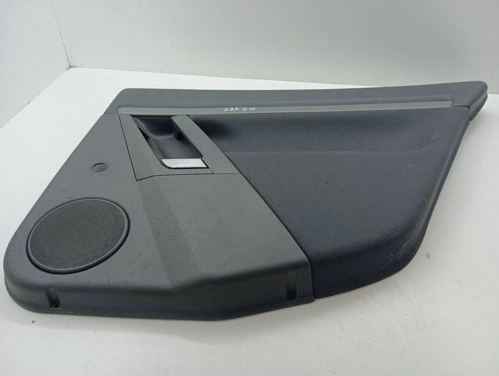 Rear door card panel trim 171104324