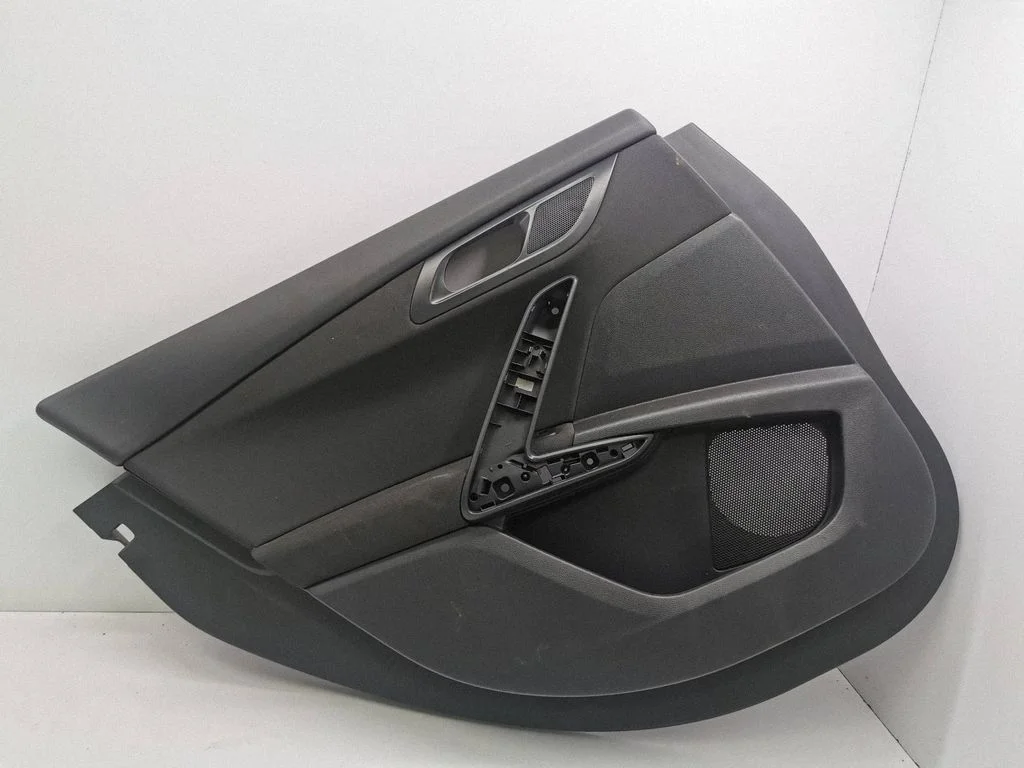 Tagumiste uste sisevooder – Peugeot 508 RXH (2011-2018)