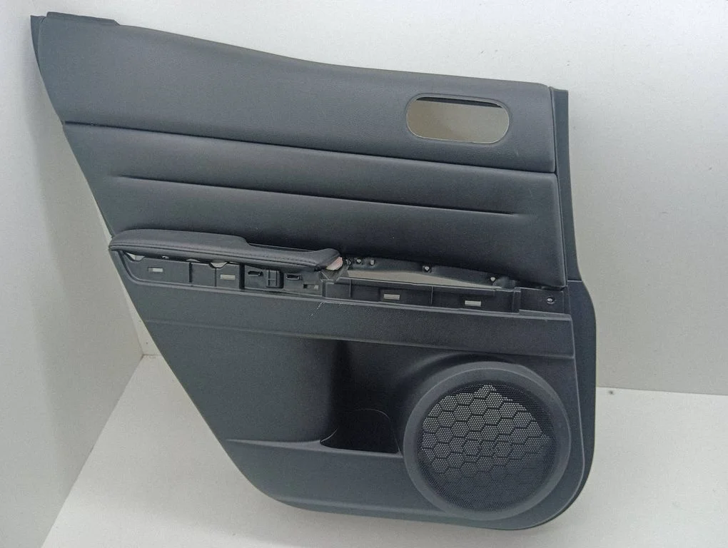 Rear door card panel trim K4057