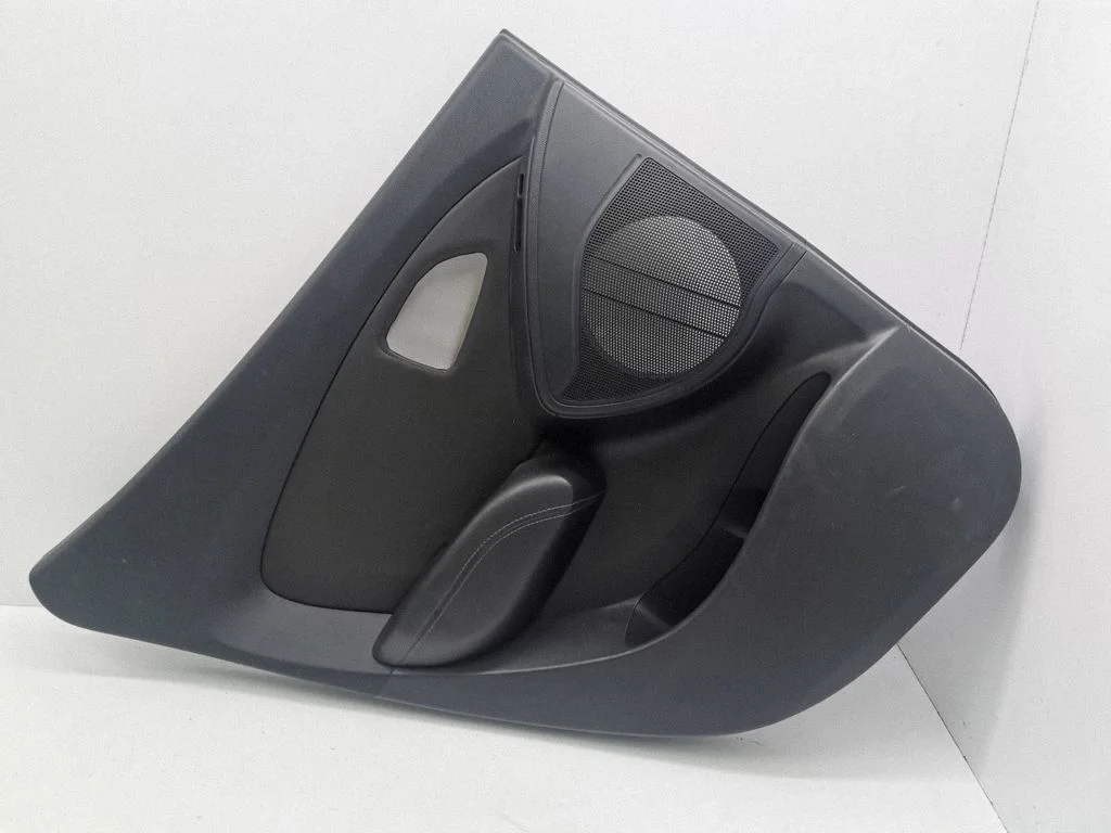 Rear door card panel trim 833102Y000