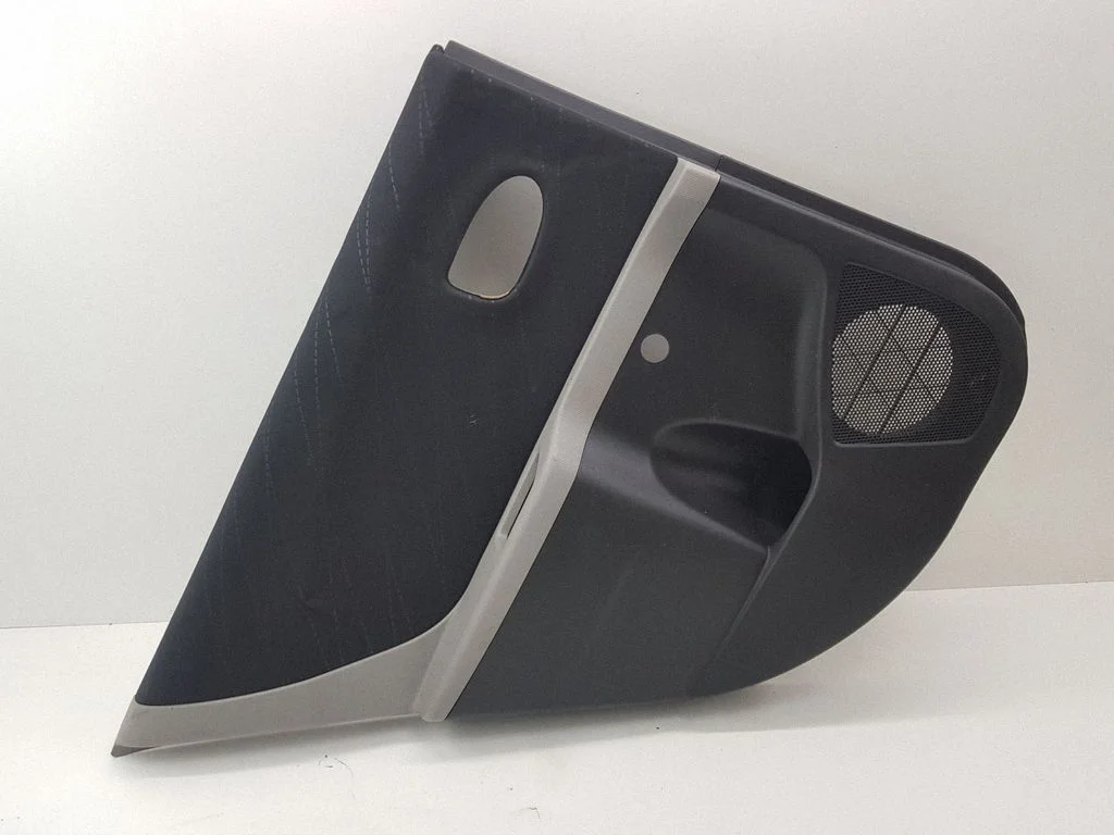 Rear door card panel trim 676400D390C0