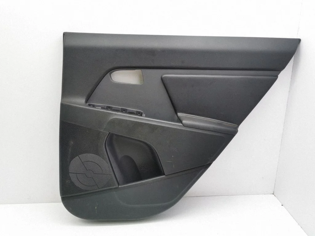 Rear door card panel trim 833403W010