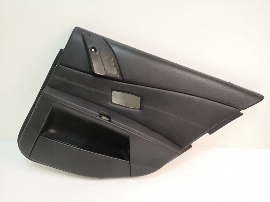 Rear door card panel trim 78350171