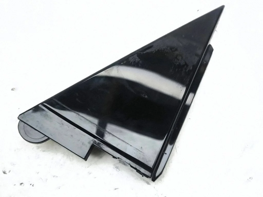 Other rear door trim element 5FF839637