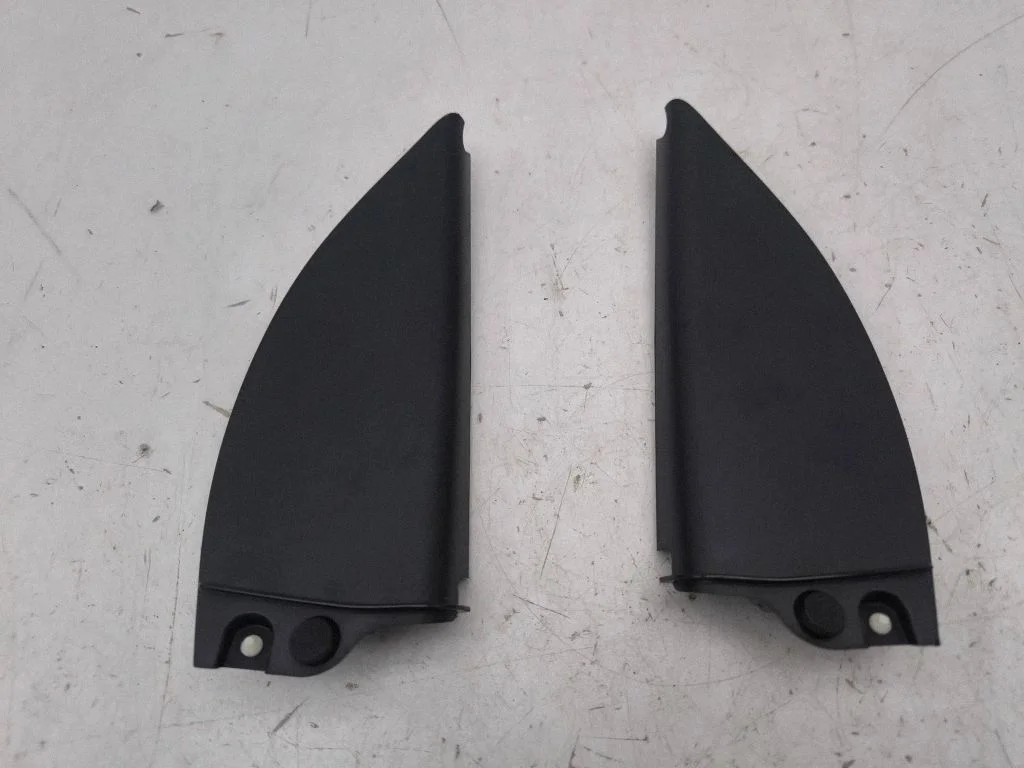 Other rear door trim element 82G857570