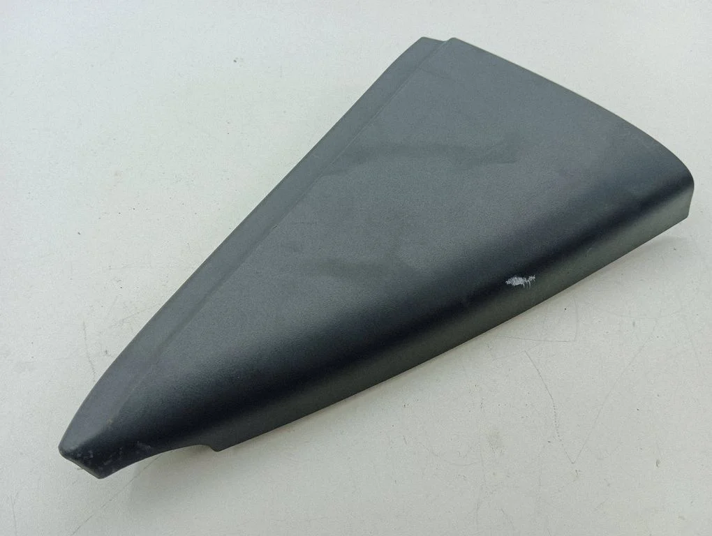 Other rear door trim element 676730D030