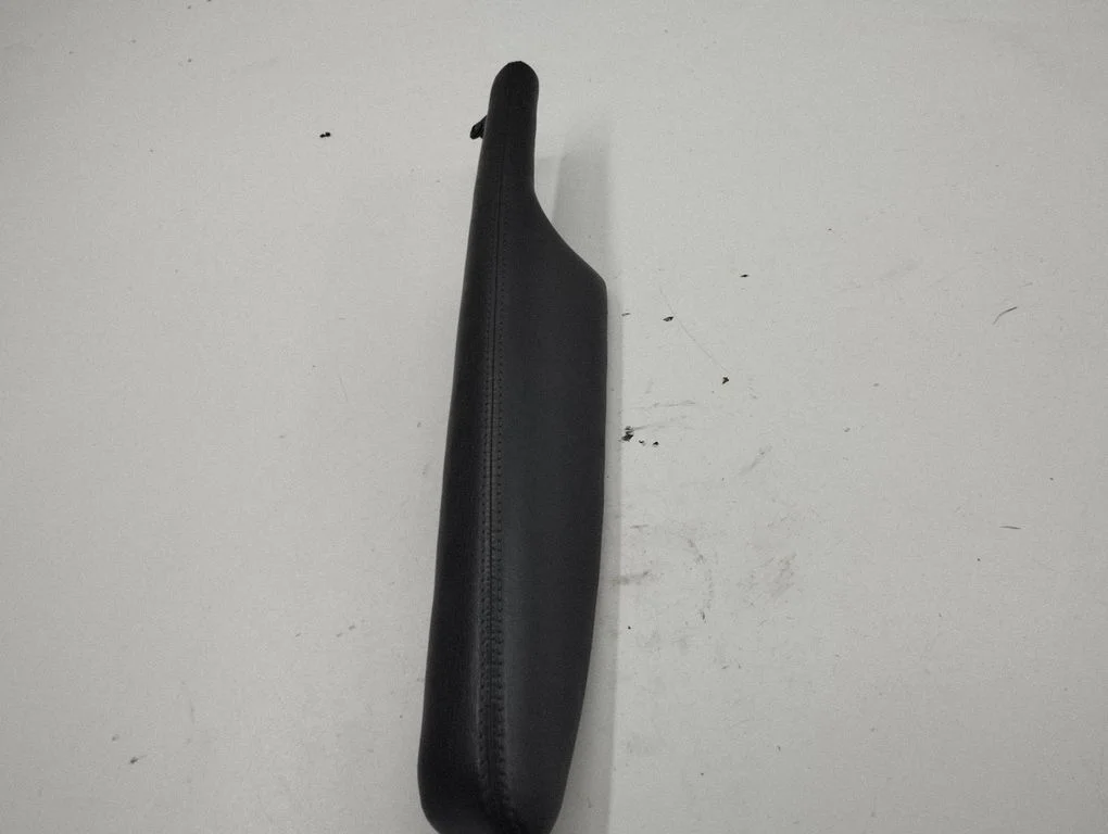 Other rear door trim element 67717900