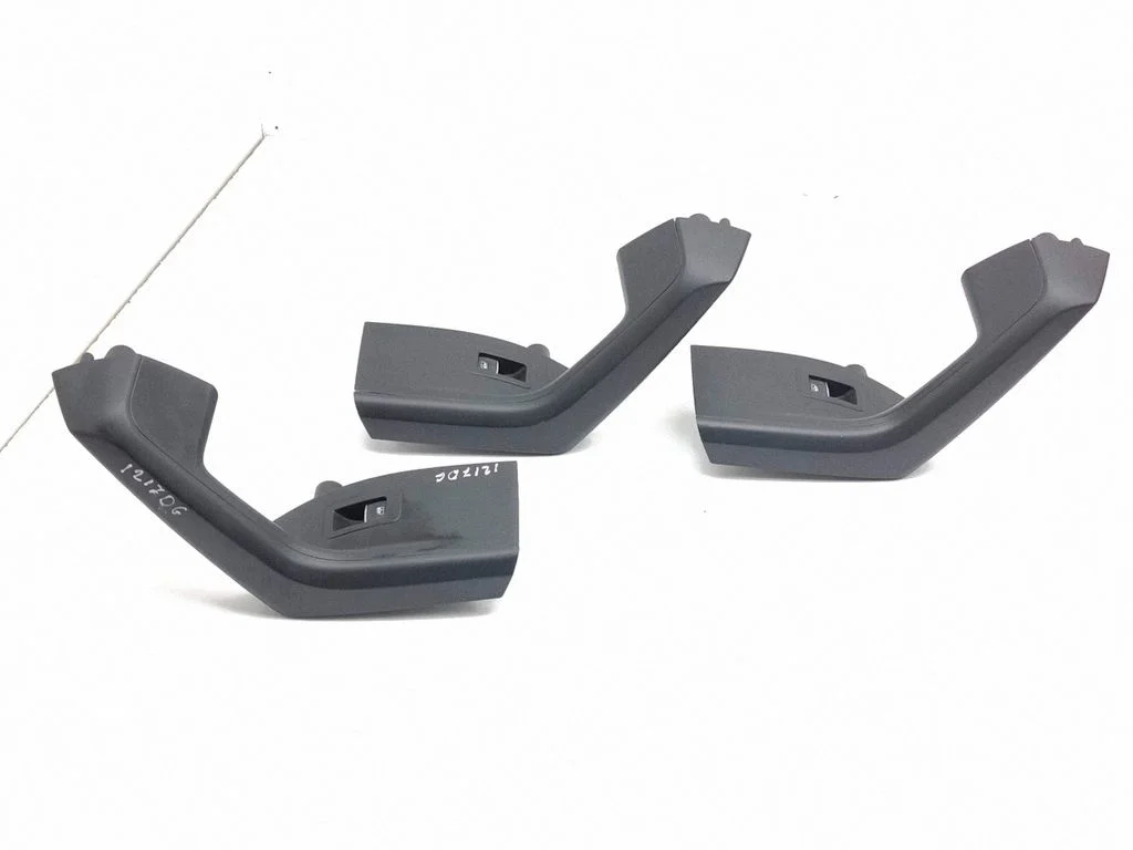 Rear door handle trim 577867179