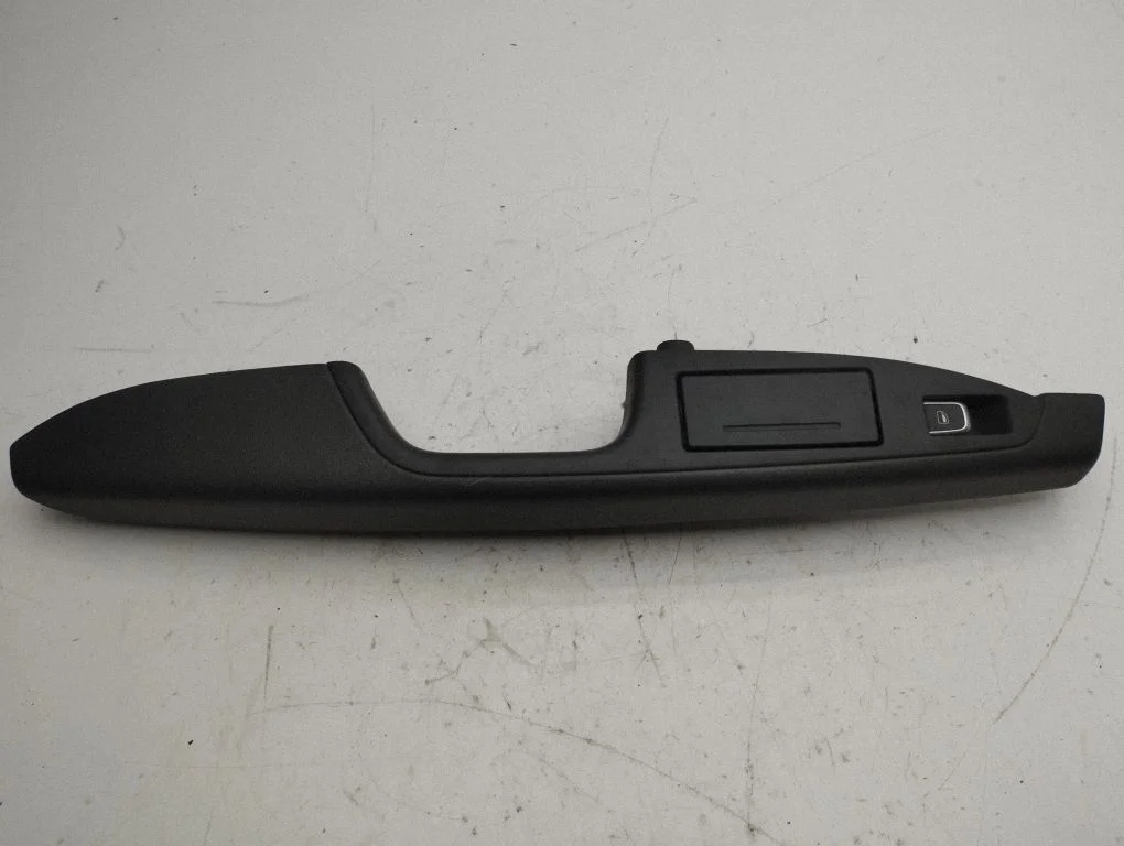 Rear door handle trim – left