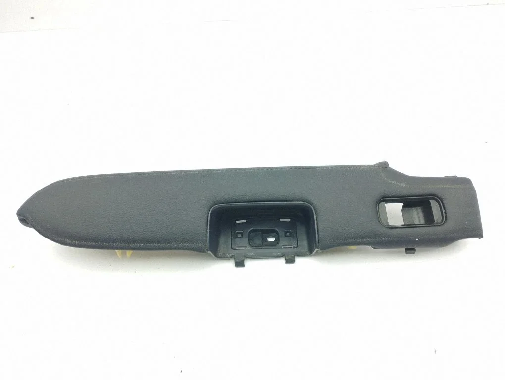 Rear door handle trim 83720SWE010